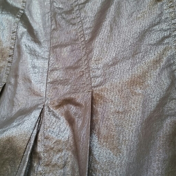 Metallic grey pleated skirt for the Holidays! - Picture 4 of 4