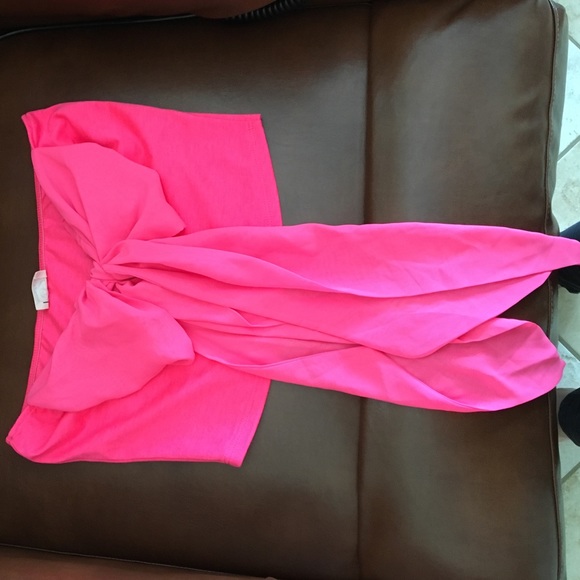 Mid waist strapless top with bow