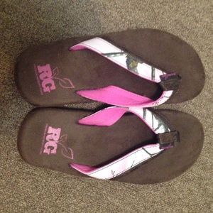 Realtree Girl Flip Flops