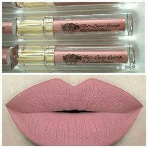 Matte liquid lipstick