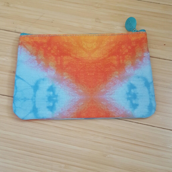 Makeup bag