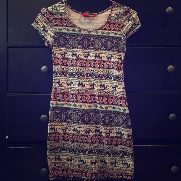 NEVER WORN HOT KISS DRESS