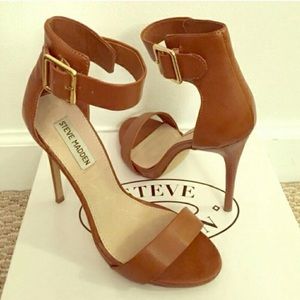 Brown Steve Madden heels