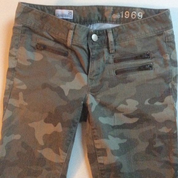 Camouflage Skinny Jeans - Picture 2 of 3