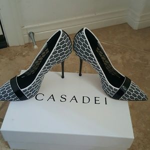 Size 7 casadei