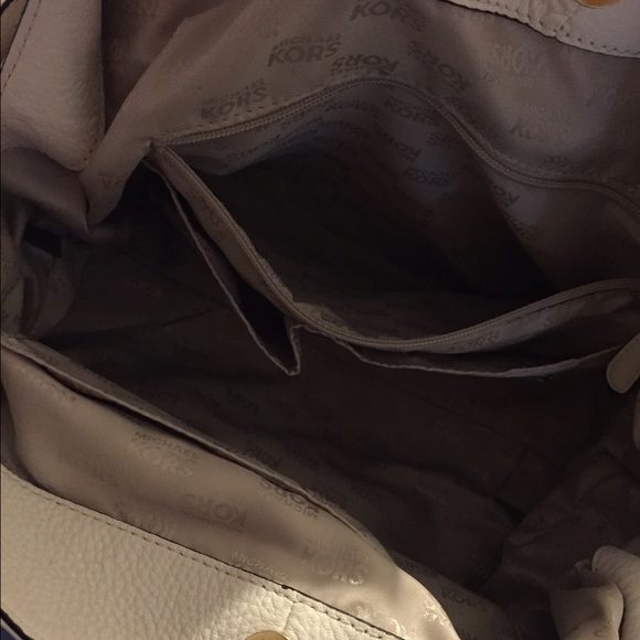 Purse - Picture 4 of 4