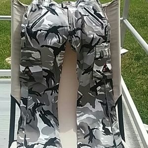 NWOT Black Camo pants