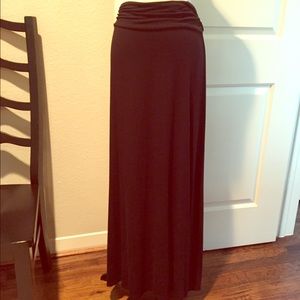 Merona Women's Black Skirt Size Large