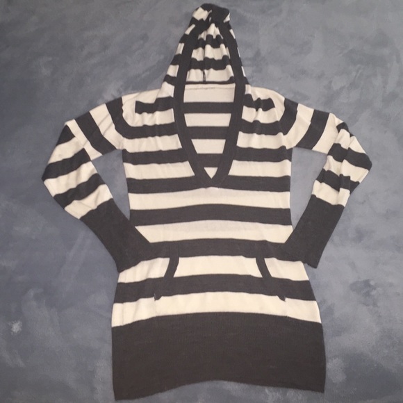 Stripe Long Sleeves Fashion Hoodie Sweater