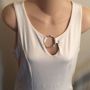 Small White House black market knit top