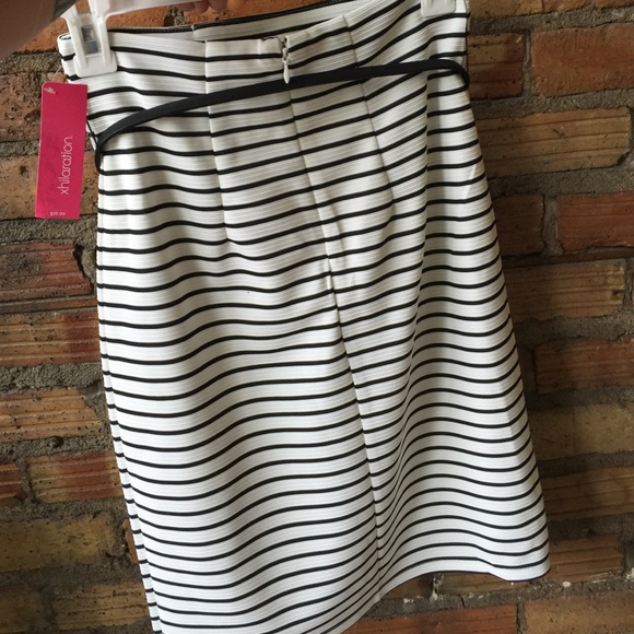 BNWT High waisted striped sexy pencil skirt - Picture 4 of 4