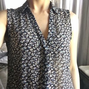 Blue flower top