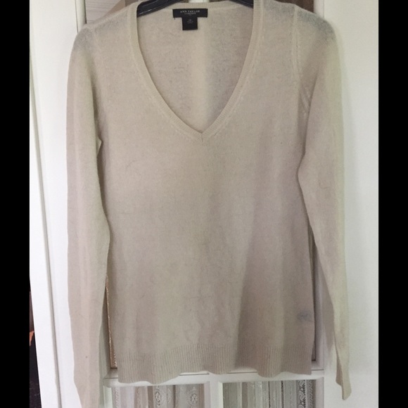 Ann Taylor, cream cashmere sweater