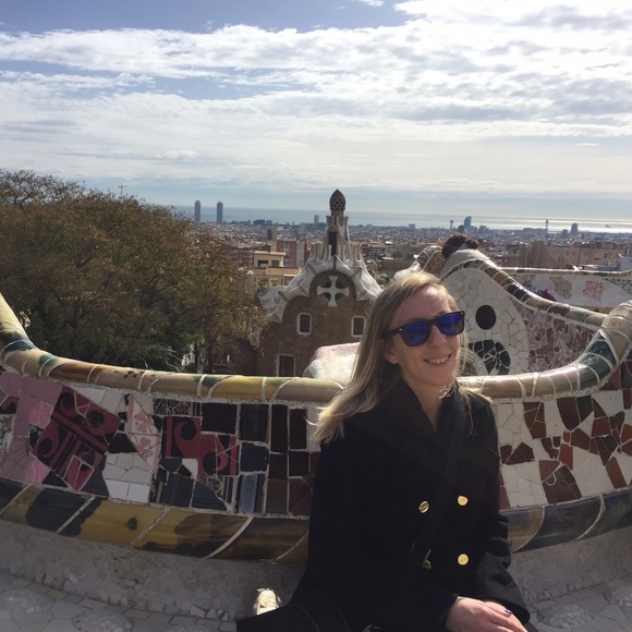 Meet your Posher, Ashley - Picture 3 of 3