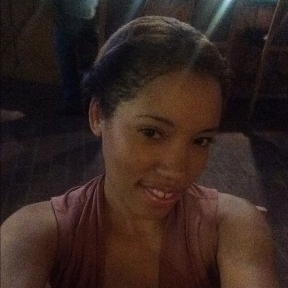 Meet your Posher, Lashae - Picture 2 of 2