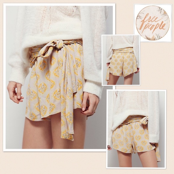 NWT Free People All a Dream Vintage Wrap Shorts - Picture 2 of 2