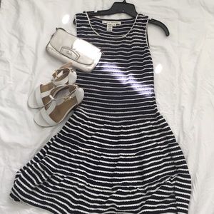 Max studio extra small navy and white dress