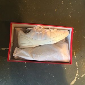 Chassé cheer shoes