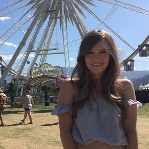 Meet your Posher, Genna
