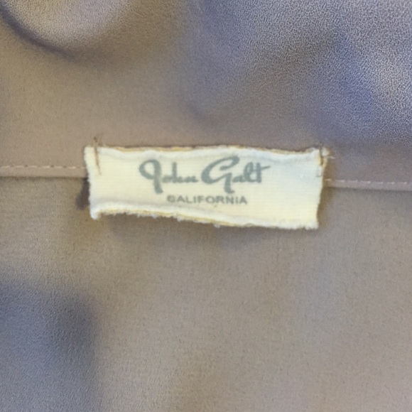 SOLD Brandy Melville chiffon blouse - Picture 4 of 4