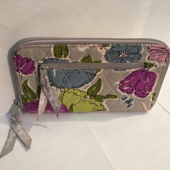 Vera Bradley Wristlet