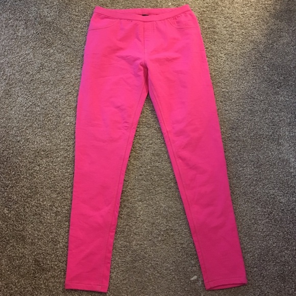 pink jeggings