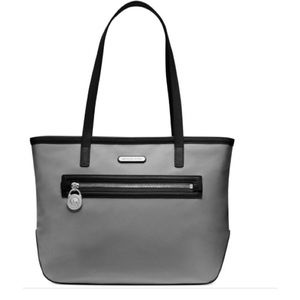 Michael Kors small Kempton purse