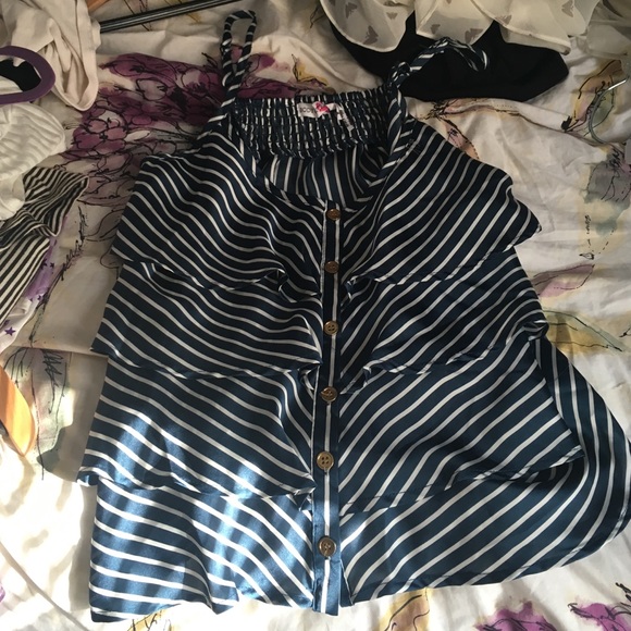 Cute Ruffle Top