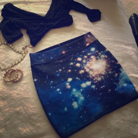 Take me to the Galaxy skirt