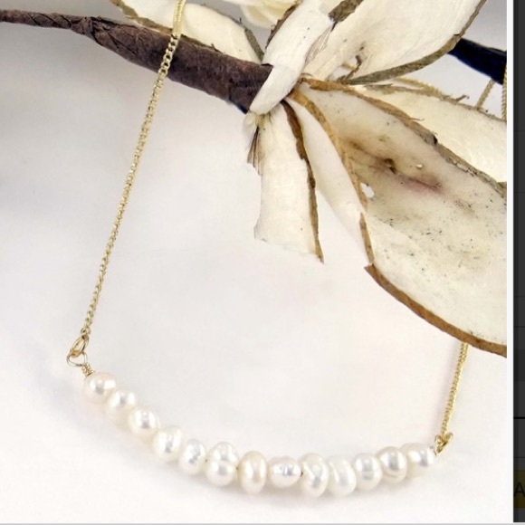 NWT Gold Pearl necklace - Picture 2 of 4