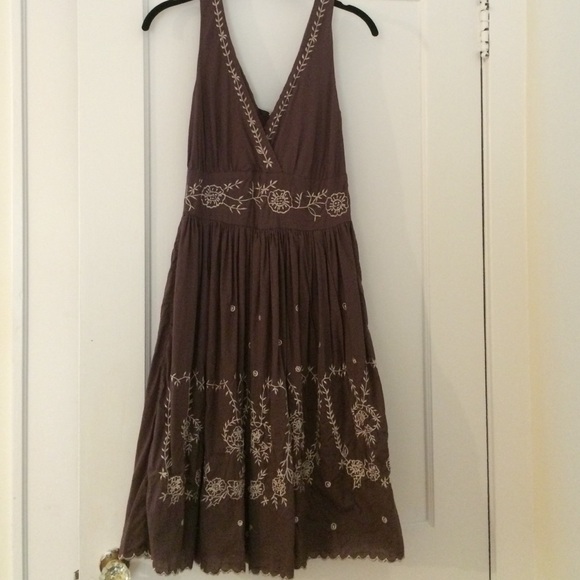 Brown vintage bohemian style embroidered dress - Picture 1 of 4