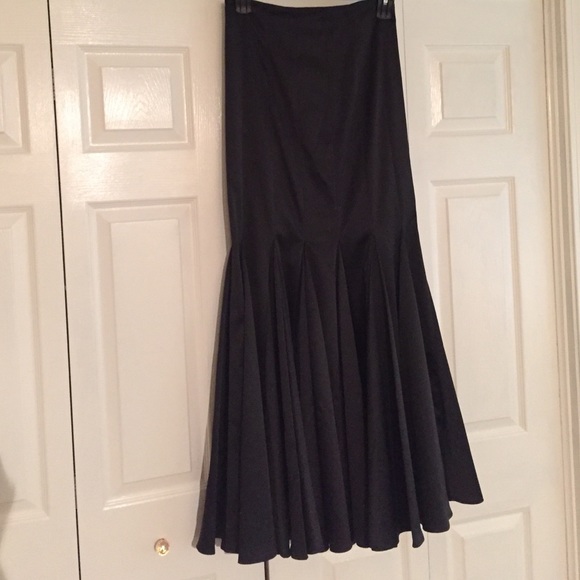 Cache Black Formal 97%poly/3% spand. mermaid skirt