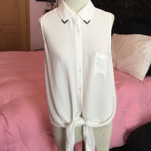 Forever 21 sleeveless blouse - M