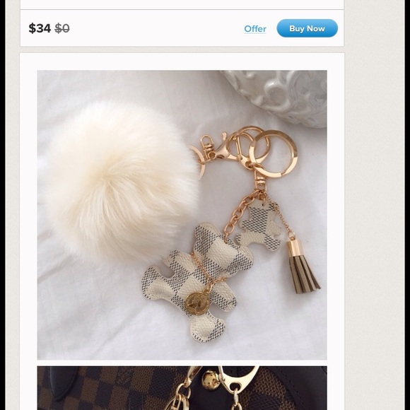 Bear keychain READ ME
