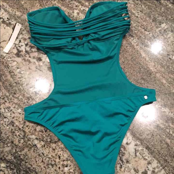 ✨Emerald Green Monokini✨ - Picture 2 of 6