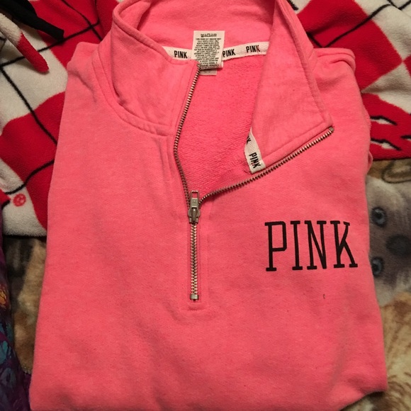 Pink sweater! - Picture 1 of 3