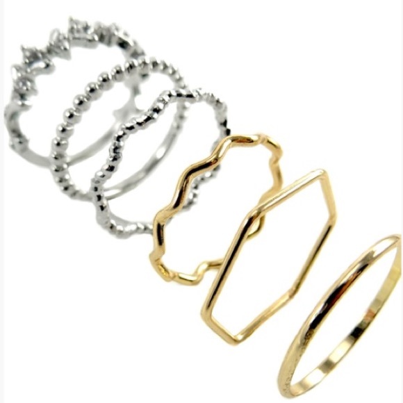 NWT Set of 6 stacking rings - silver and gold mix - Picture 3 of 4