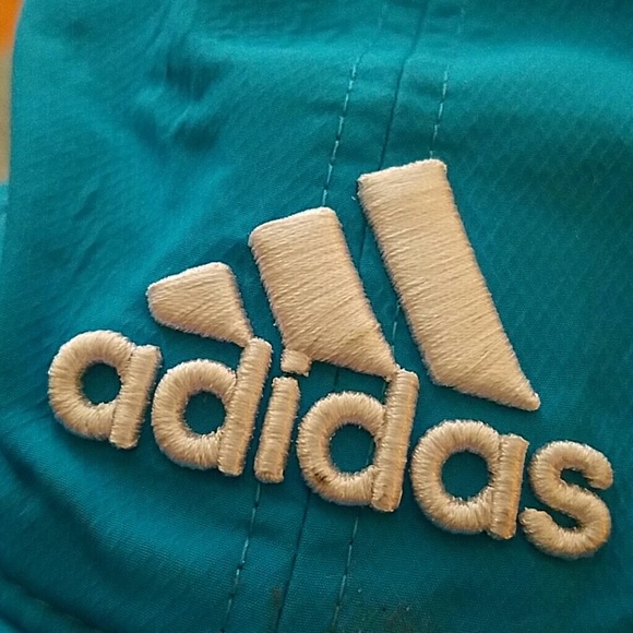 Snap back