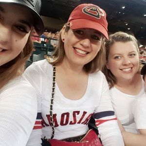 Meet your Posher, Julieta