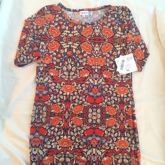 NWT Medium LuLaRoe Julia style dress