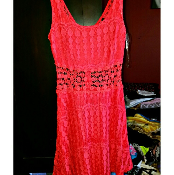 Sexy chic CORAL LACE Crocheted mini DRESS💖 - Picture 2 of 4