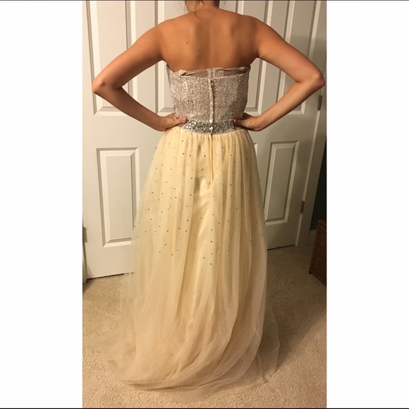 Champagne Prom gown - Picture 2 of 4