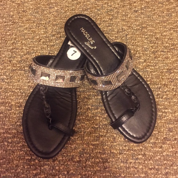 Black Madeline Stuart sandals size 7