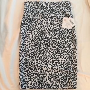 NWT leopard LuLaRoe skirt, Cassie style in Small