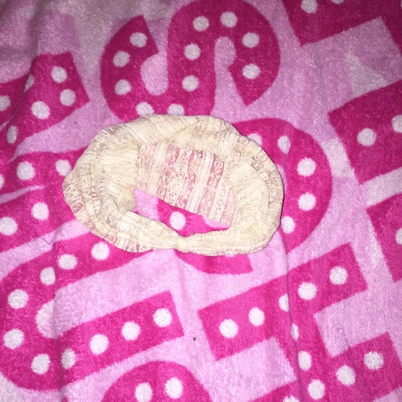 Aeropostale lace headband