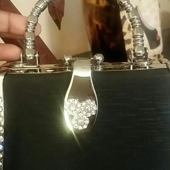Pretty Little Black Purse - Picture 3 of 4