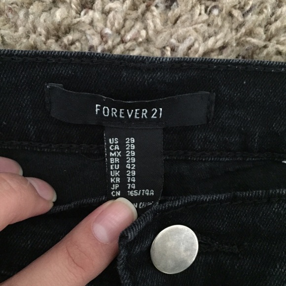 Black skinny jeans