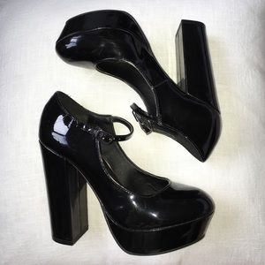 Forever 21 Mary Jane pumps, lightly warn