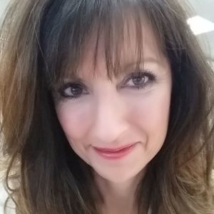 Meet your Posher, Joanie