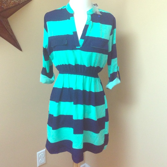 Dresses & Skirts - NWT Striped Dress